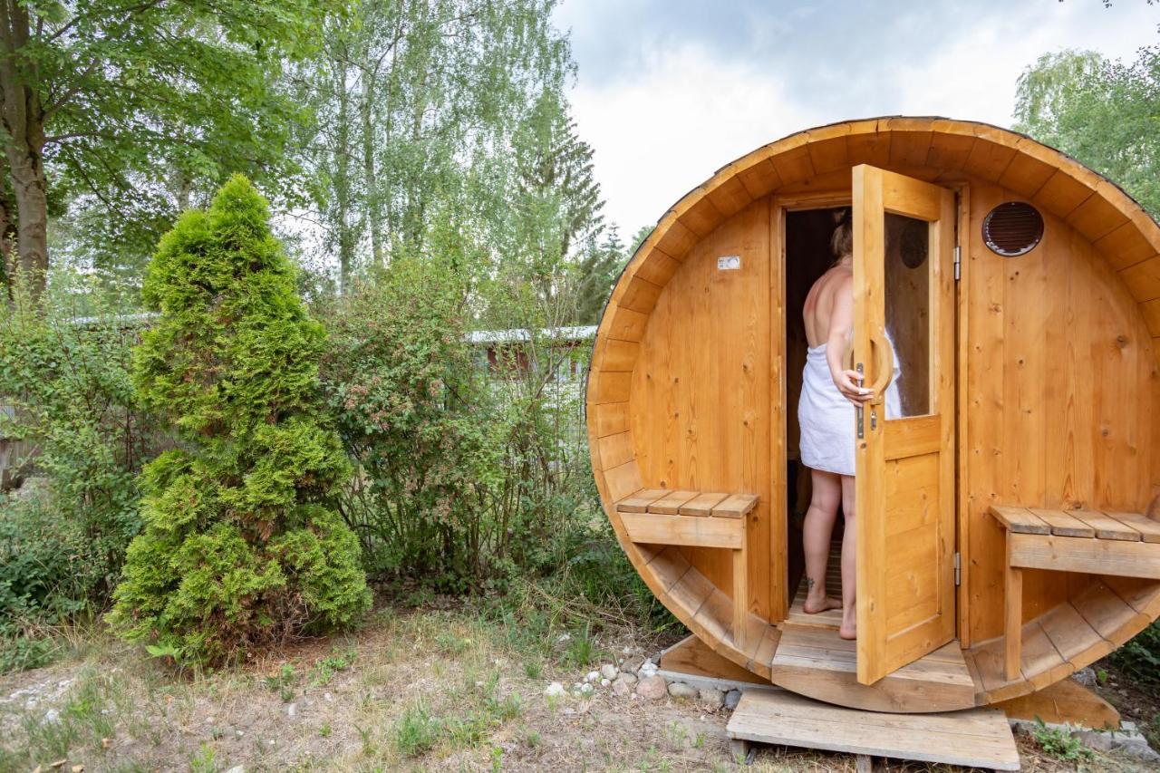 Gemutliches Tinyhouse Bungalow Mit Kamin & Sauna Am See Йоахімсталь Екстер'єр фото